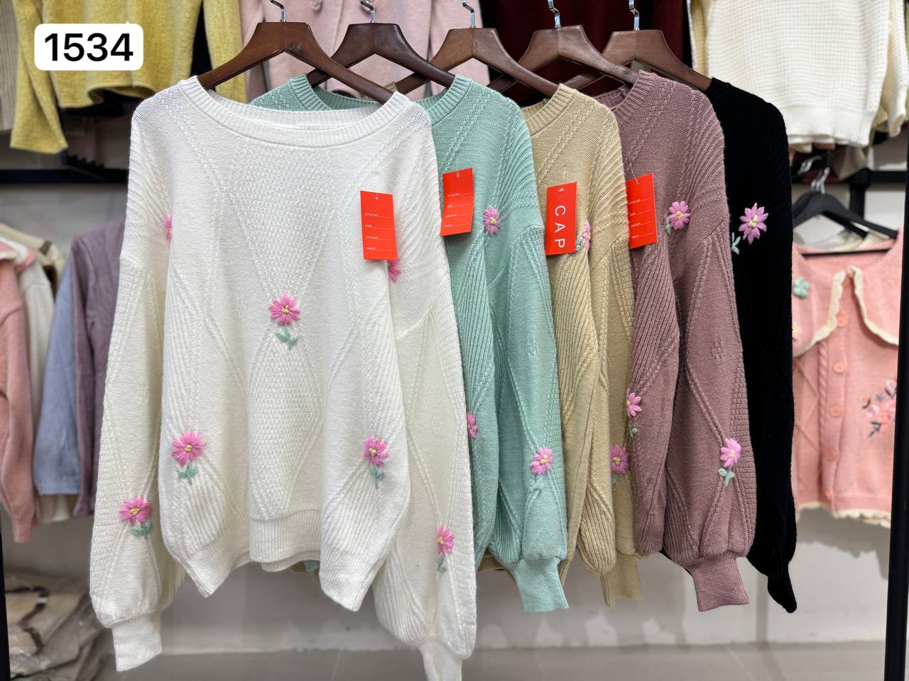 بافت CAP یقه گرد گل دوزی کد 1534