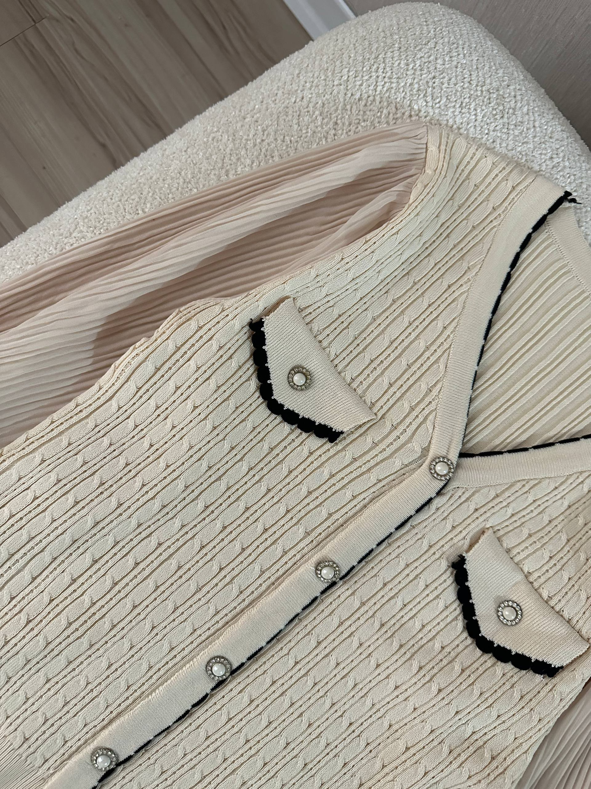 بلوز بافت مجلسی زنانه کد ۶۳۶