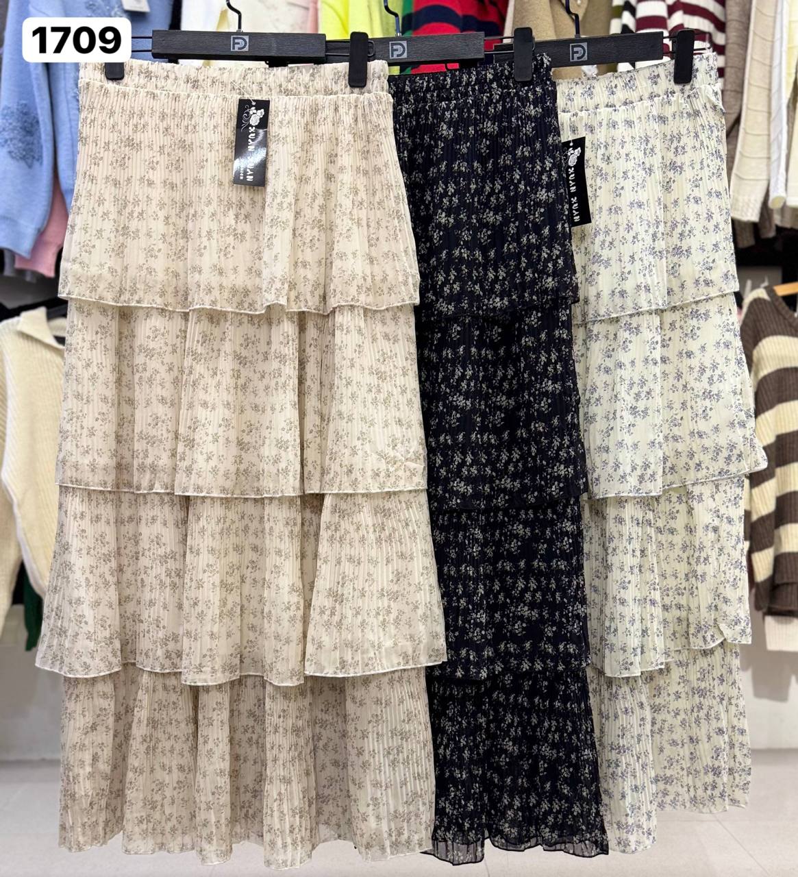 دامن حریر گل دار پلیسه زنانه کد 1709 #7081-3
